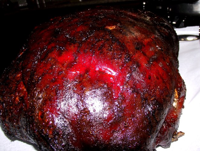 Pierna asada deshuesada y rellena