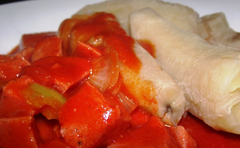 Guineitos con salami&nbsp;guisado