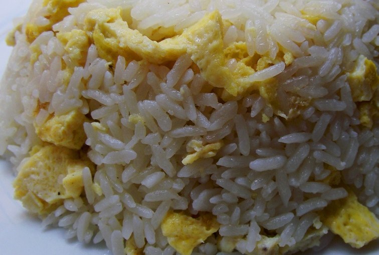 ¡Arroz con huevo!