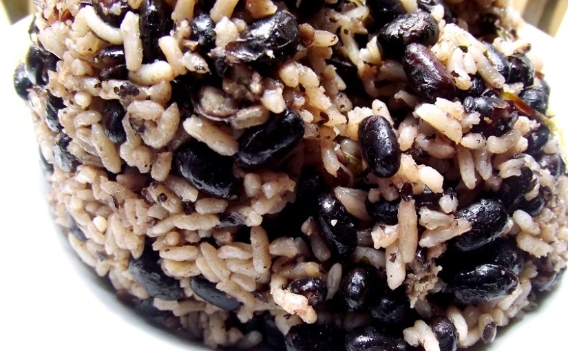 ¡Moro congrí (Moro de habichuelas&nbsp;negras)!