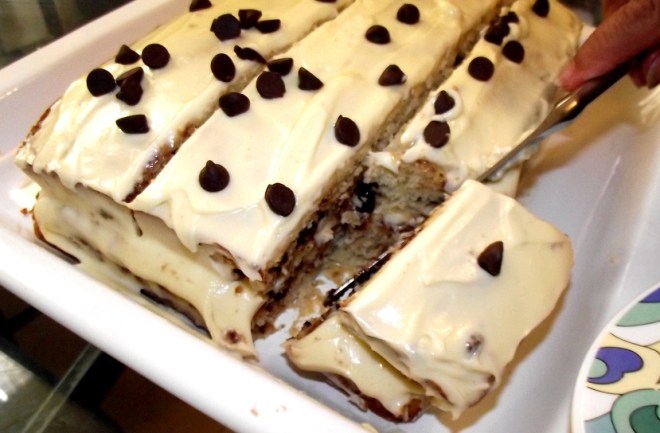 bizcocho de banana y besitos de chocolate