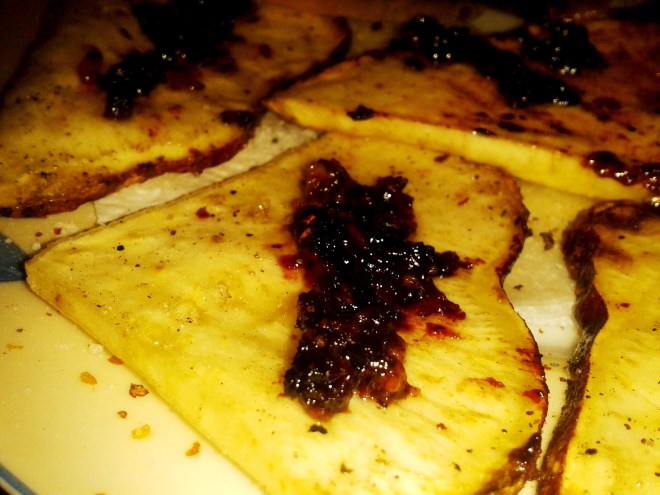 batatas fritas con zurrapa de carne