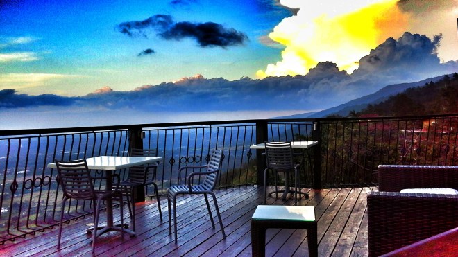 Anochecer en Aroma de la Montaña Restaurant