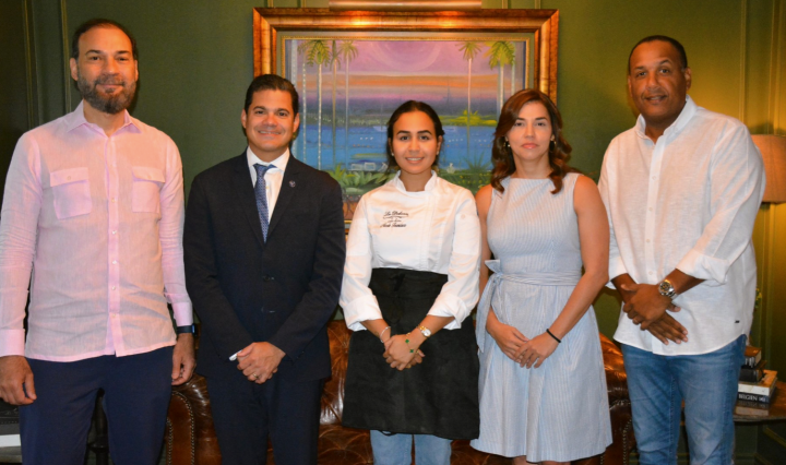 Filippo Ciccone, Omar Cepeda, Nicole Francisco, Sarah Peña, Antonio Gonzalez