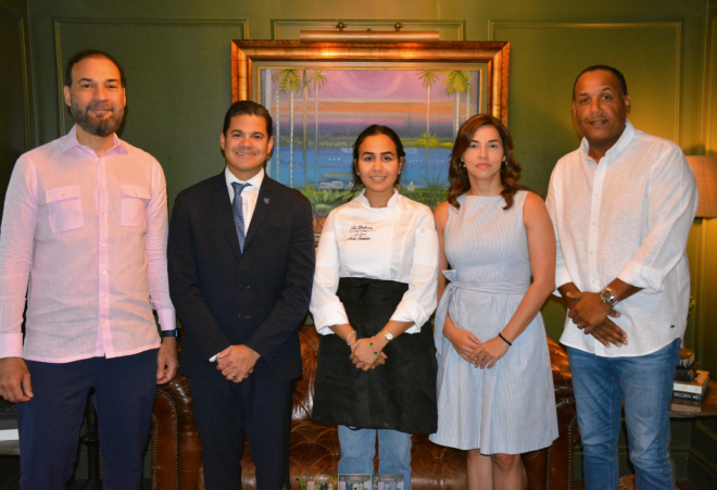 Filippo Ciccone, Omar Cepeda, Nicole Francisco, Sarah Peña, Antonio Gonzalez